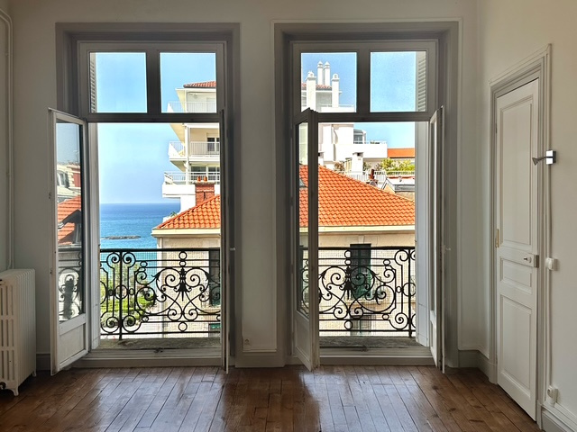 VENTE APT T5 AVEC ASC. - BIARRITZ CENTRE
